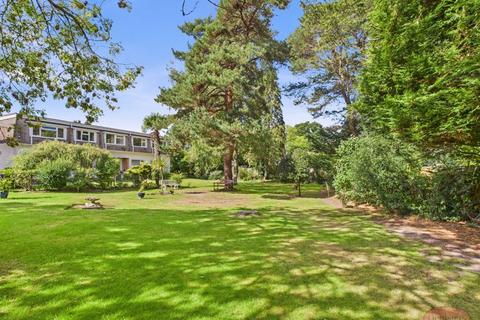 2 bedroom apartment for sale, Glendale Close, Christchurch