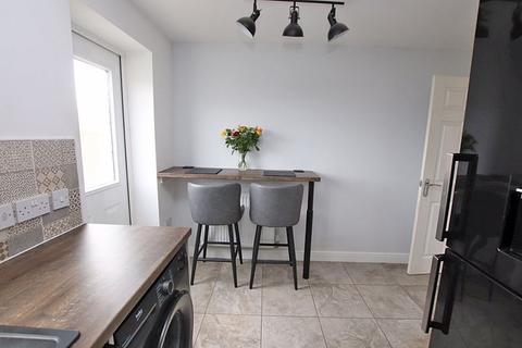 2 bedroom semi-detached house for sale, SIDINGS ROAD, GRIMSBY