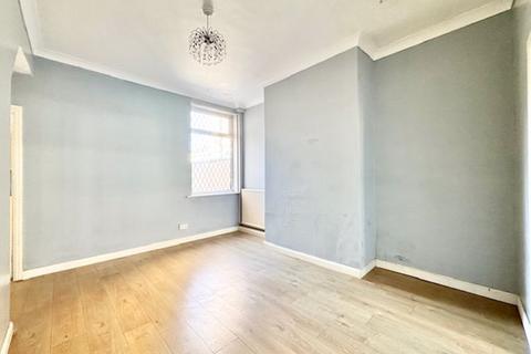 3 bedroom end of terrace house for sale, FAIRVIEW AVENUE, CLEETHORPES