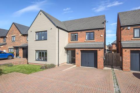 Corver Crescent, Hazlerigg, Newcastle Upon Tyne