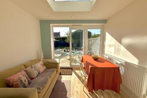 undefined, Upper Stratton, Swindon SN2