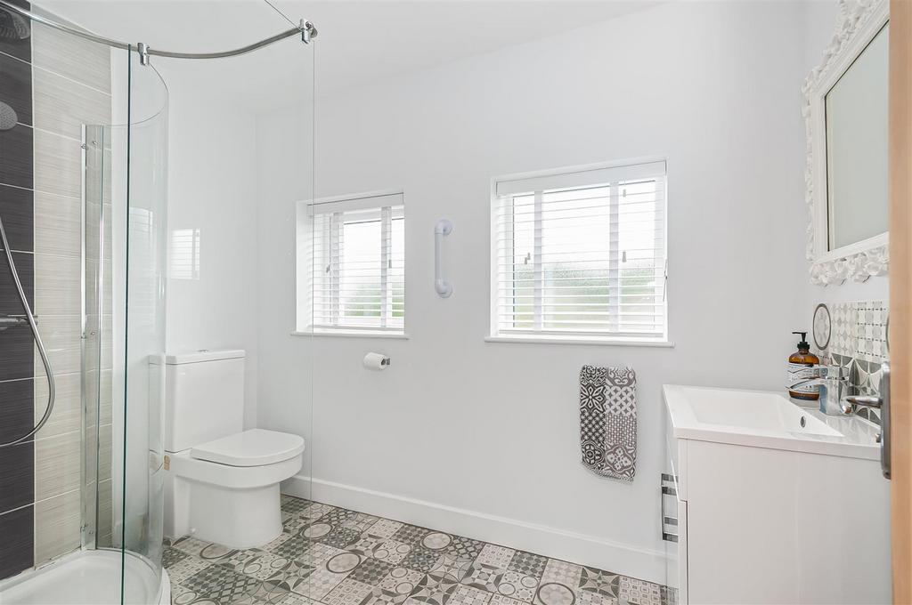 22 Croft Drive5.jpg