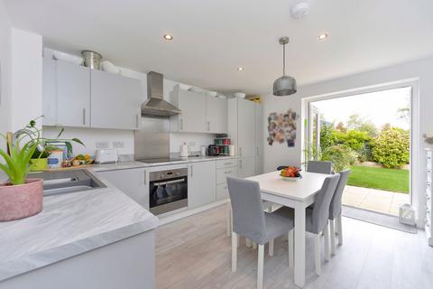 undefined, Hewitts Road, Cranleigh, GU6
