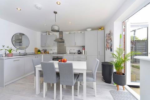 undefined, Hewitts Road, Cranleigh, GU6