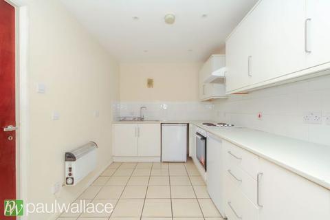 2 bedroom end of terrace house for sale, Lowfield Lane, Hoddesdon