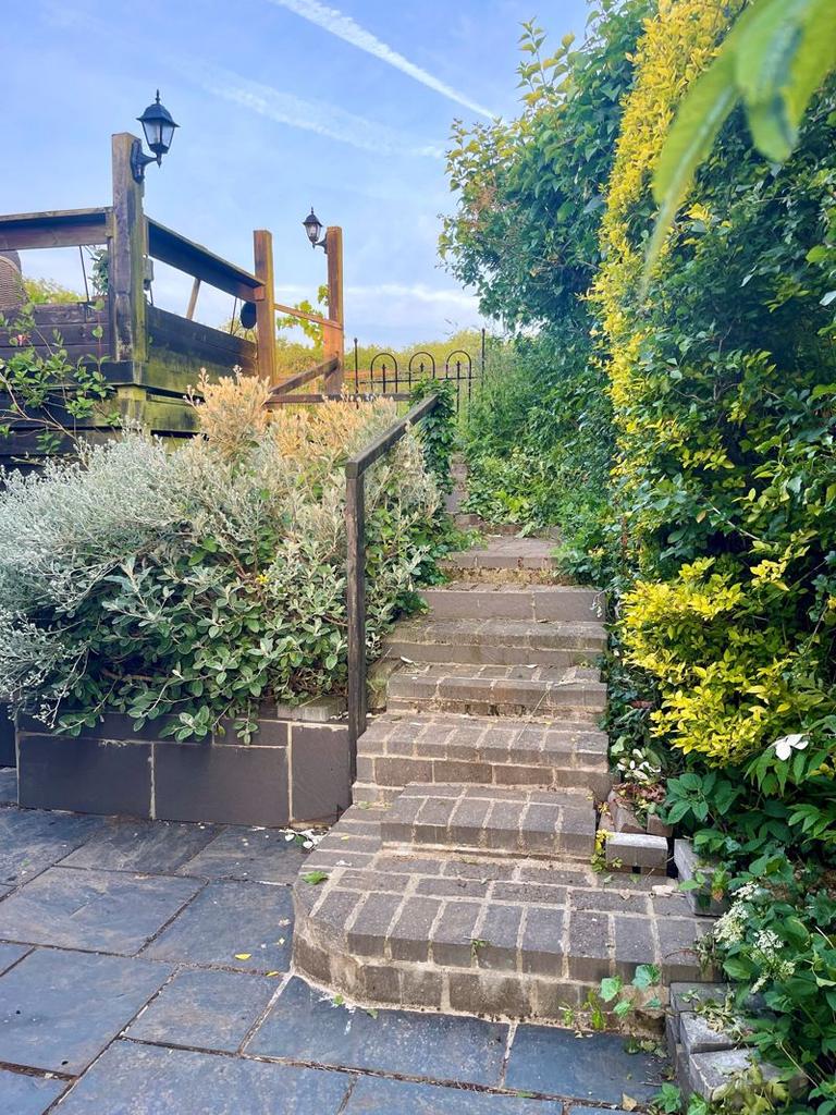 Steps up to Seating