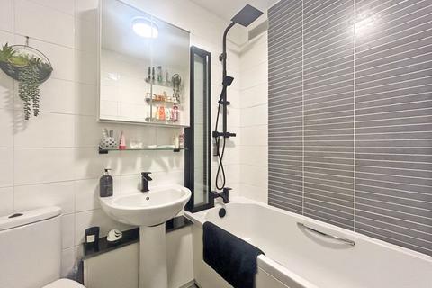 3 bedroom semi-detached house for sale, Coleman Road, Wednesbury