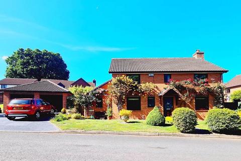 4 bedroom detached house for sale, Westholme Road, Hereford HR2