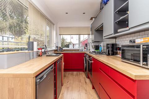 2 bedroom terraced house for sale, Highland Street, Southsea