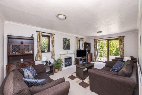 undefined, Steyning