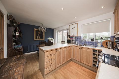 undefined, Nursery Way, Heathfield