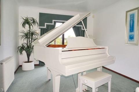 undefined, Ramsey Tullis Drive, Tullibody FK10