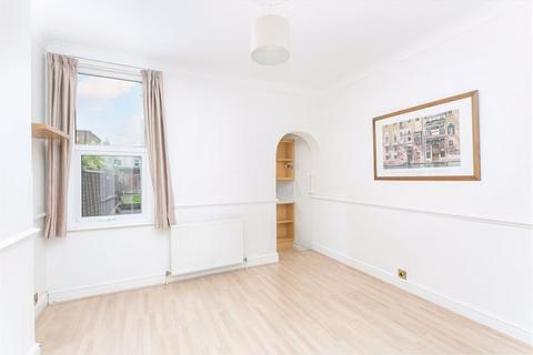 4 Newark Road, South Croydon, CR2 6HQ