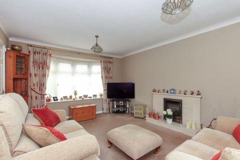 2 bedroom bungalow for sale, Aston Clinton