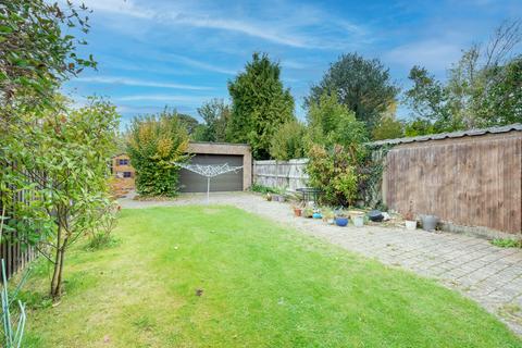 61 Lodge Crescent, Orpington, BR6 0QE