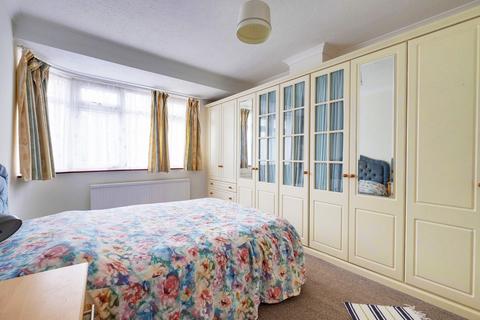 61 Lodge Crescent, Orpington, BR6 0QE