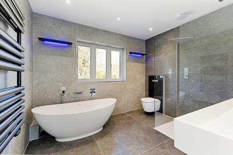 Glenbrook Eridge Road, Crowborough, TN6 2SR
