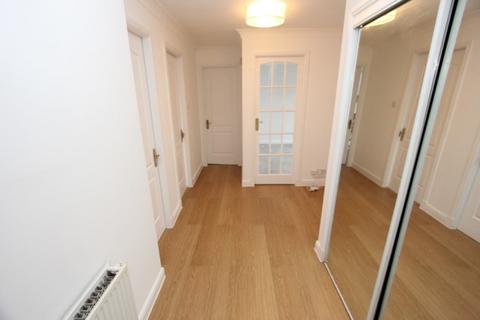 undefined, Glenville Gate, Busby G76