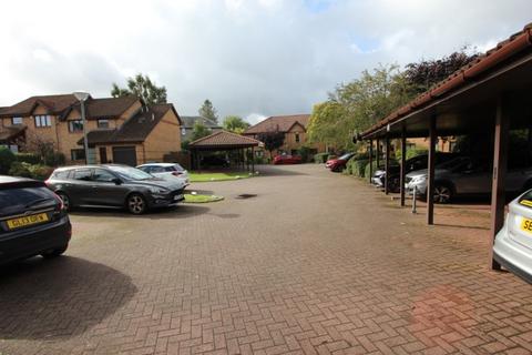 undefined, Glenville Gate, Busby G76