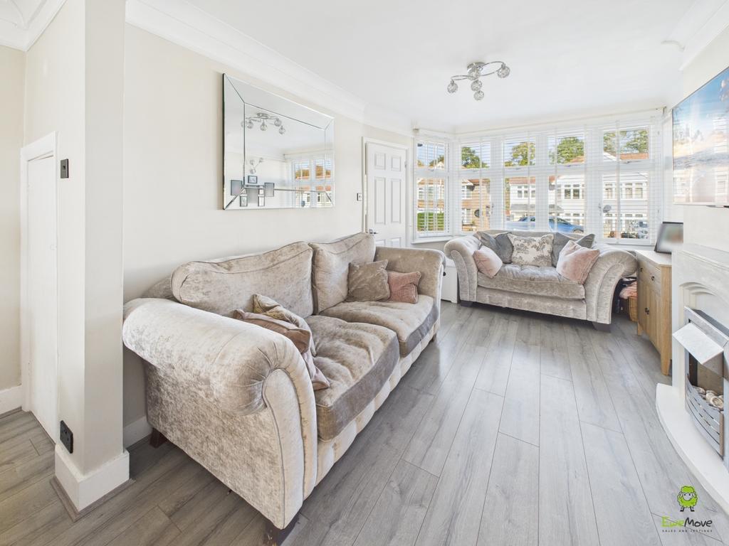 Presented by Nicoleta at Ewe Move Bexleyheath and D