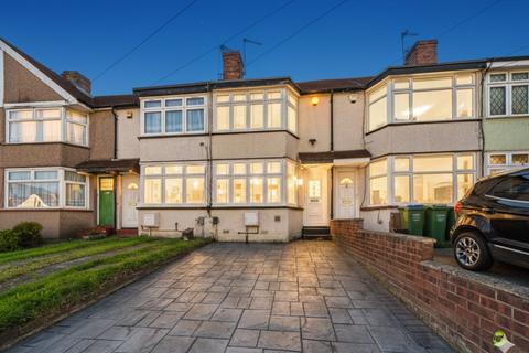 Parkside Avenue, Bexleyheath, Kent, DA7