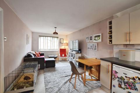 undefined, Ramleaze Drive, Salisbury          *VIDEO TOUR*