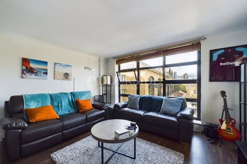 2 bedroom apartment for sale, Wheel House, Burrells Wharf Square, London