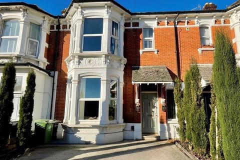 4 bedroom terraced house for sale, Woodpath, Southsea