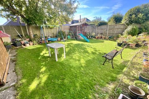 undefined, Broadlands Avenue, Hengistbury Head