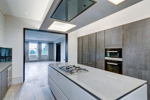 5 bedroom apartment to rent, North Gate, Prince Albert Road, London, NW8