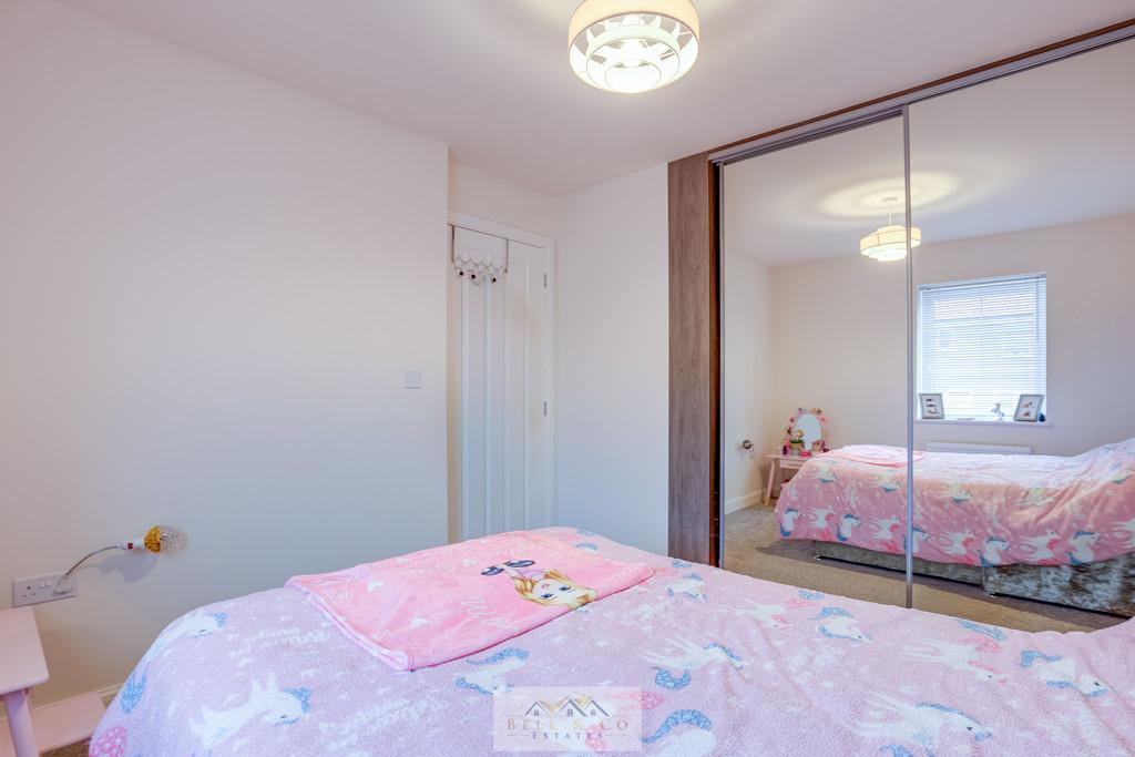 Bedroom 2.3