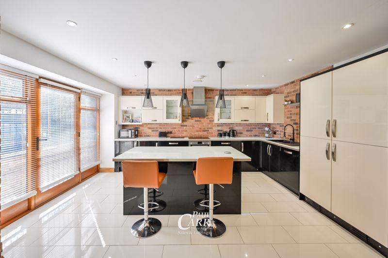 Kitchen / Breakfast