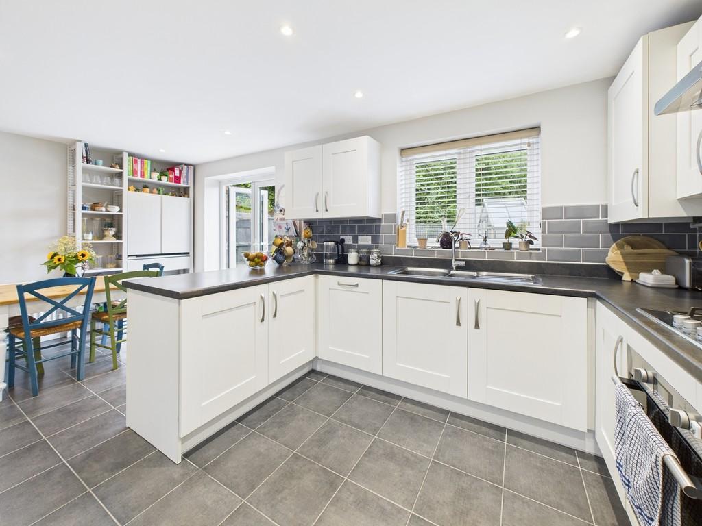 Cam02854 g0 pr0457 still016