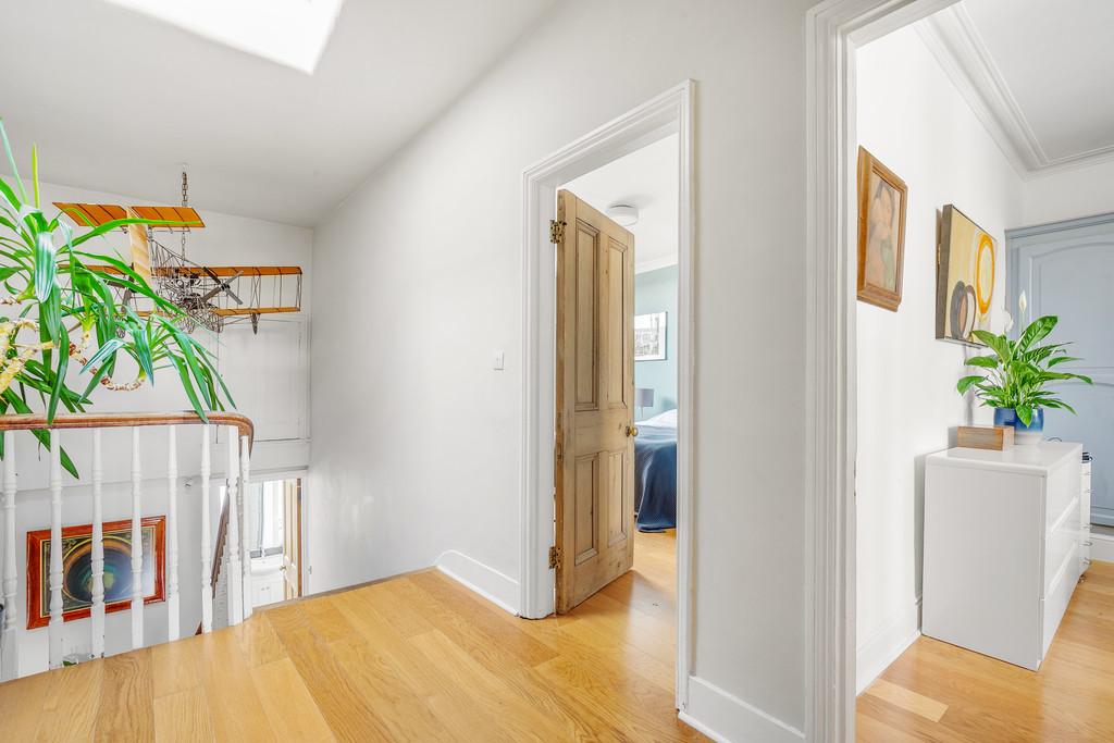 Redcliffe Square64,TFF-13