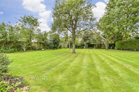 4 bedroom detached house for sale, Station Road, Staplehurst, Kent