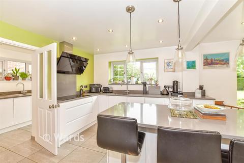 4 bedroom detached house for sale, Station Road, Staplehurst, Kent
