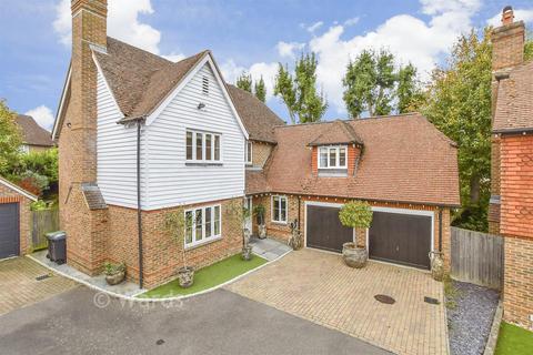 5 bedroom detached house for sale, Busbridge Close, East Malling, West Malling, Kent