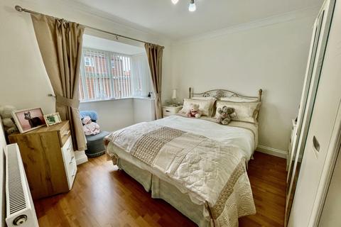 undefined, Ash Court, Donington