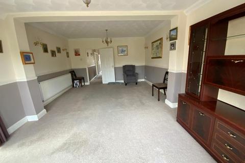 undefined, Hornchurch RM12