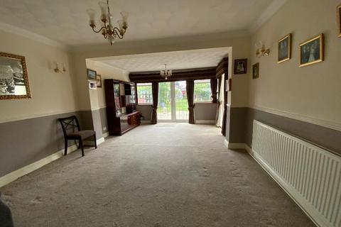 undefined, Hornchurch RM12