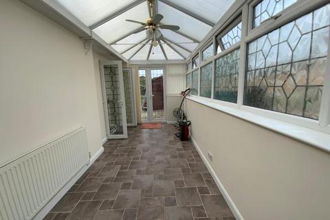 20 Alma Avenue, Hornchurch, RM12 6SR