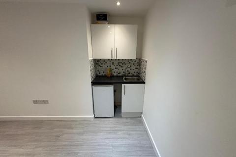 Studio to rent, Roberts Mews, Orpington, BR6 0JP
