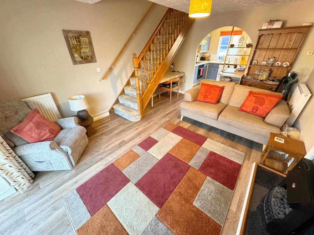 Living room to Kitchen