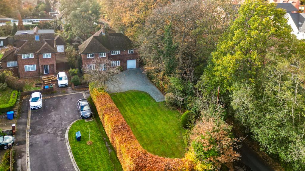 6 Fernhill Walk (2)
