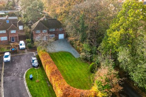 undefined, Fernhill Walk, Camberley GU17