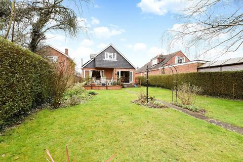 undefined, Coronation Rd, Yateley GU46