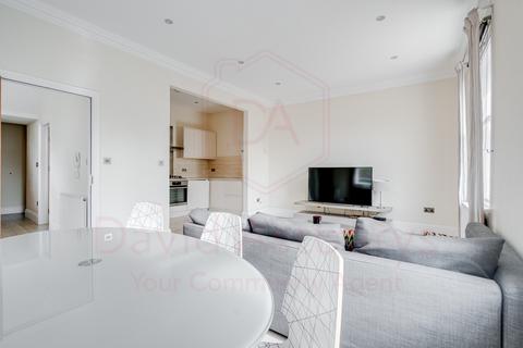 3 bedroom maisonette to rent, Caledonian Road, Islington, London