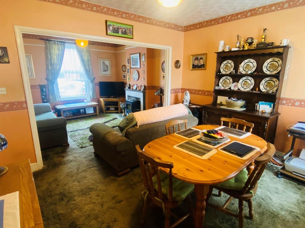 Diningroom1