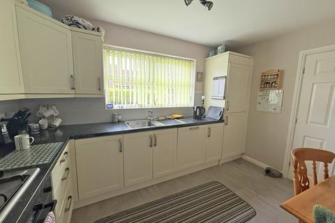 4 bedroom detached house for sale, Newby Farm Crescent, Scarborough YO12