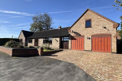 4 bedroom detached bungalow for sale, School Lane, Long Clawson
